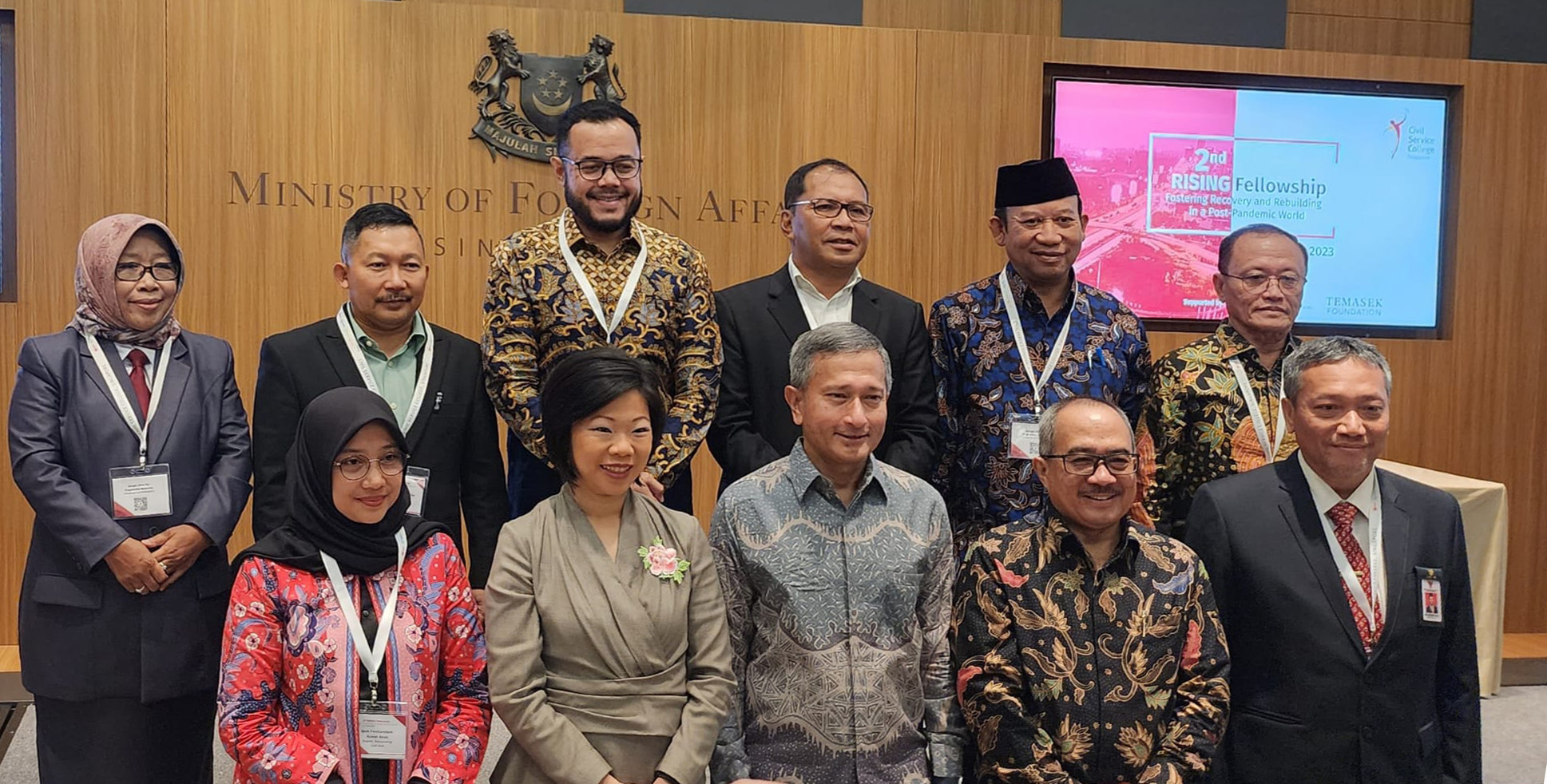 INDONESIAN REGIONAL LEADERS IN THE SECOND RISING FELLOWSHIP