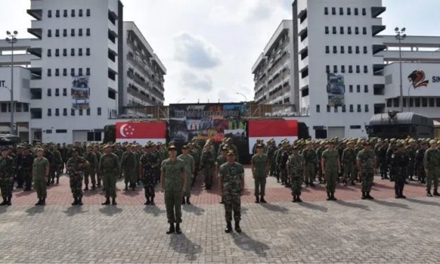 Indonesia and Singapore Conduct 35th Edition of Joint Military Exercise: Safkar Indopura 2023