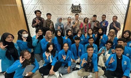 Singapore Consulate-General in Batam Welcomes UMRAH Students and Lecturers