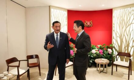 Minister Luhut Propose Collaboration on ‘Blue Food’ and CCS to Singapore