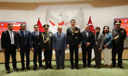 Former SAF Chief Awarded Indonesian Military Honour