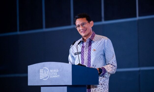 Minister Sandiaga Uno Unveils Indonesia’s Smart City Agenda at World Cities Summit 2024