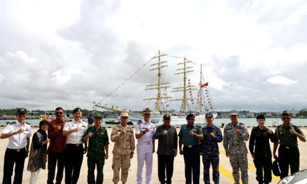 KRI Bima Suci Docked at Changi Naval Base