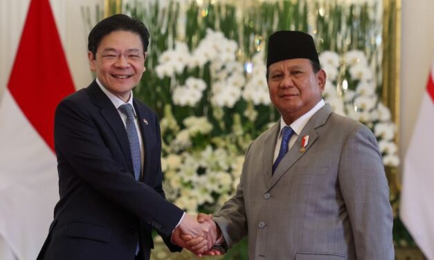 Singapore and Indonesia Strengthen Bilateral Relations in First Official Meeting Between Leaders