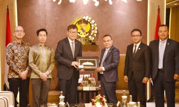 Indonesia and Singapore Discuss Cooperation in Renewable Energy and Food