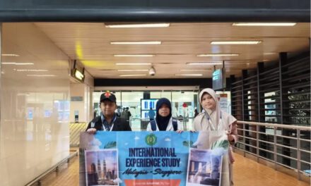 Muhammadiyah 1 Jakarta Elementary School Holds International Experience Study in Malaysia and Singapore