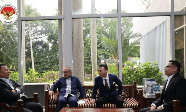 Indonesian Parliamentary Delegation Engages in Diplomatic Talks in Singapore