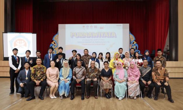 Sekolah Indonesia Singapura Holds Meaningful Graduation Ceremony