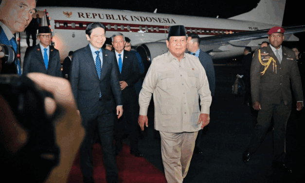 Presiden Prabowo Subianto Lakukan Kunjungan Kenegaraan Pertama ke Singapura sebagai Kepala Negara Indonesia
