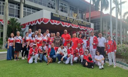 Ambassador Suryo Pratomo Welcomes Indonesian Contingent to World Aquatics Masters Championships 2025