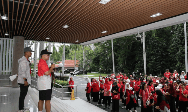 Indonesian Embassy Hosts Lively Cultural Day in Singapore