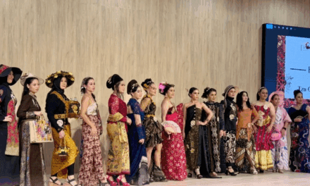 Indonesian Embassy in Singapore Celebrates PMI Achievements Through Batik Showcase and AIDHA Graduation